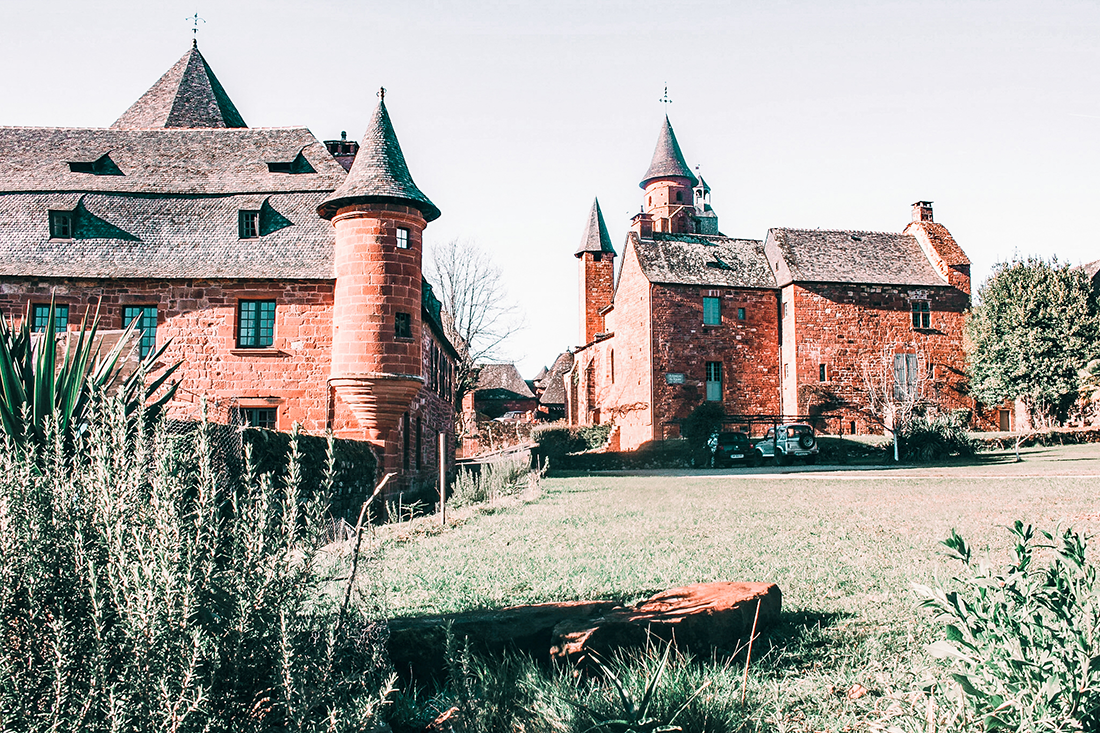 Plus beaux villages de France Collonge-la-rouge visiter